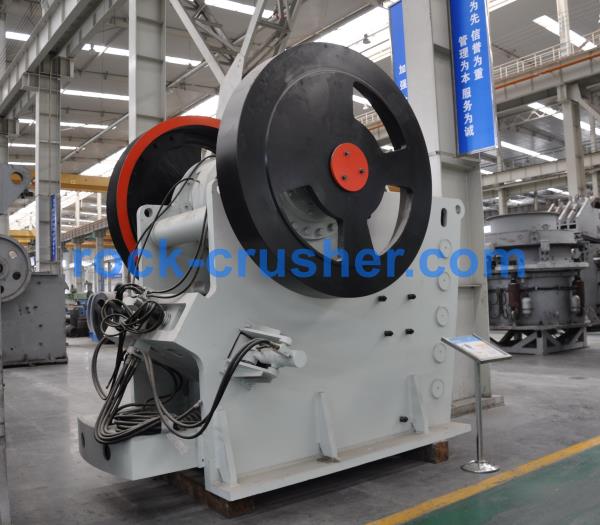 mine rock crusher details
