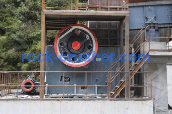 military rock crushers pics